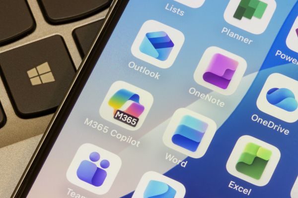 iPhone screen showing Microsoft 365 app icons